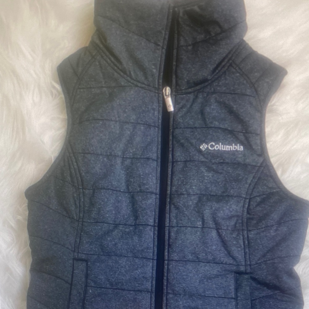 Columbia Women’s Heathered Grey Puffer Vest Size XS